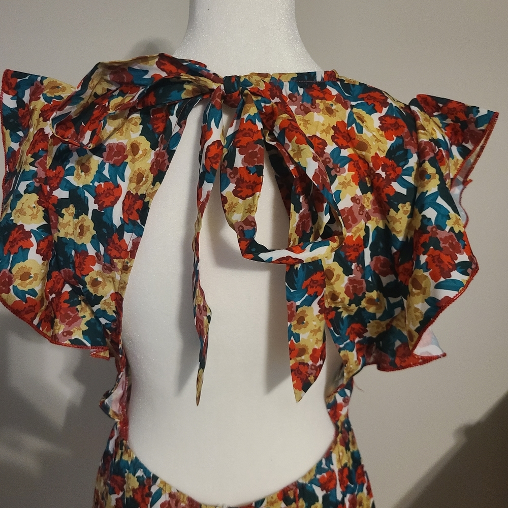 Floral backless ruffle dress - Picture 7 of 10